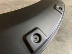 Toyota hilux revo çamurluk dodik kaplaması vidalı 2015 / 2019