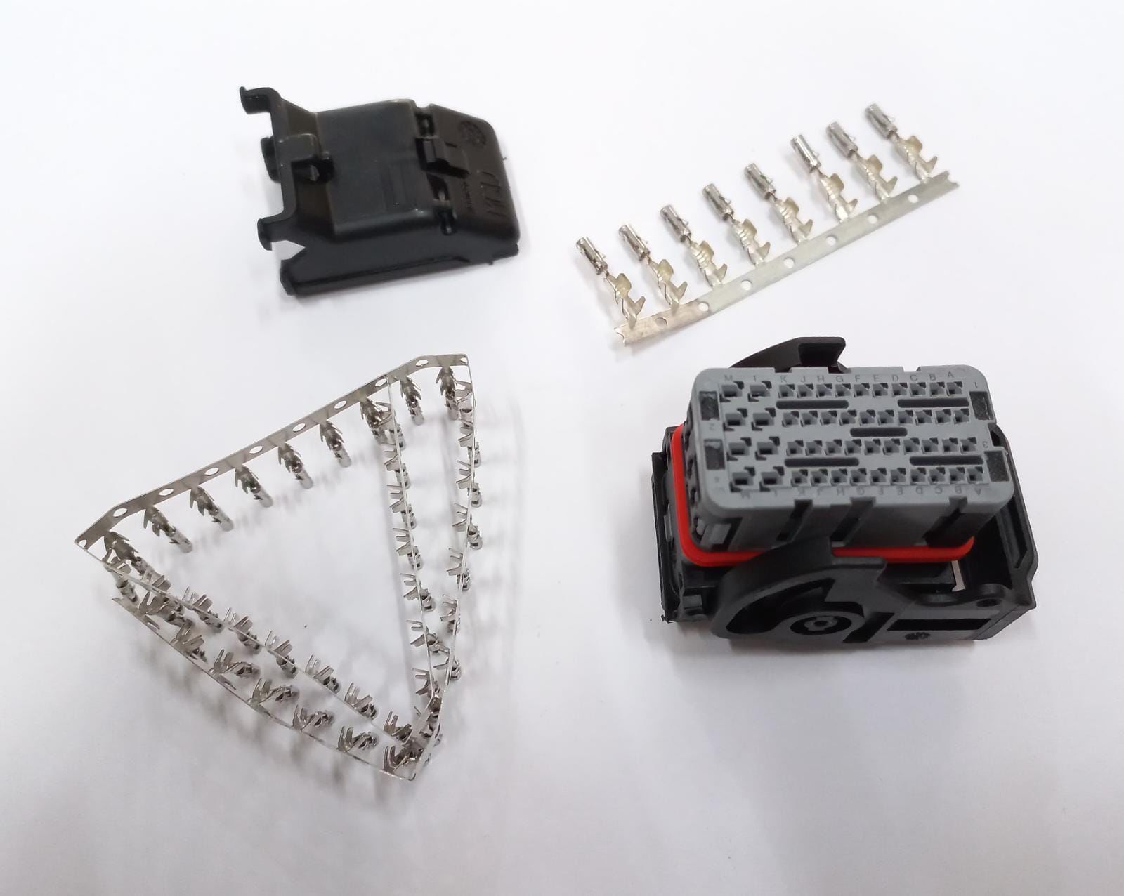 AEM32 48K001 SOKET KABLOSUZ