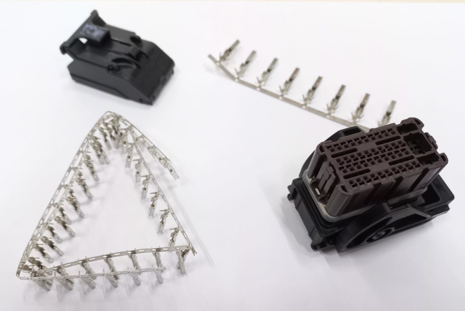 AEM32 48K004 SOKET KABLOSUZ