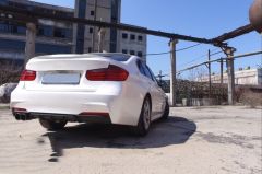 Bmw f30 arka tampon difüzörü tek çıkış pianoblack