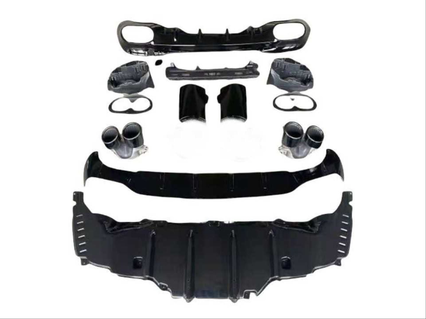 Mercedes w118 cla45 arka difüzör ve siyah egzoz seti 2019+