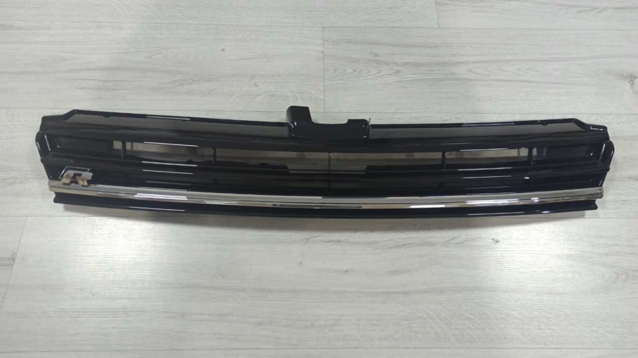 Vw golf 7.5 r ön panjur ızgara krom şeritli 2018+