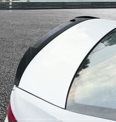 Audi a3 8y sedan bagaj üstü spoiler votex pianoblack yarasa 2021+