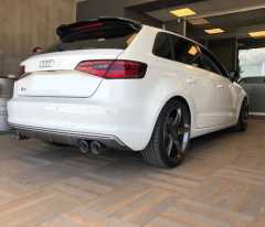 Audi a3 cam üstü spoiler piano black 2013+