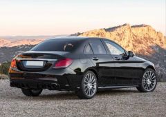 Mercedes w205 c43 difüzör ve siyah egzoz ucu amg