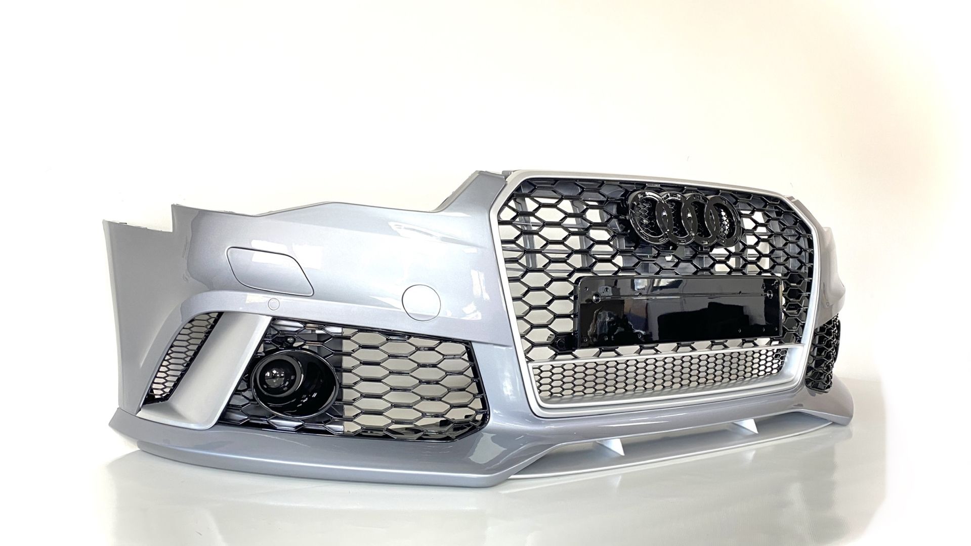 Audi a6 rs6 ön tampon ve panjur seti 2014 / 2018