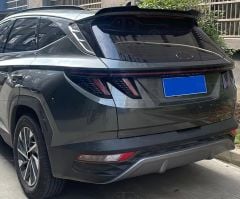 Hyundai tucson bagaj üstü spoiler pianoblack boyalı yarasa 2021