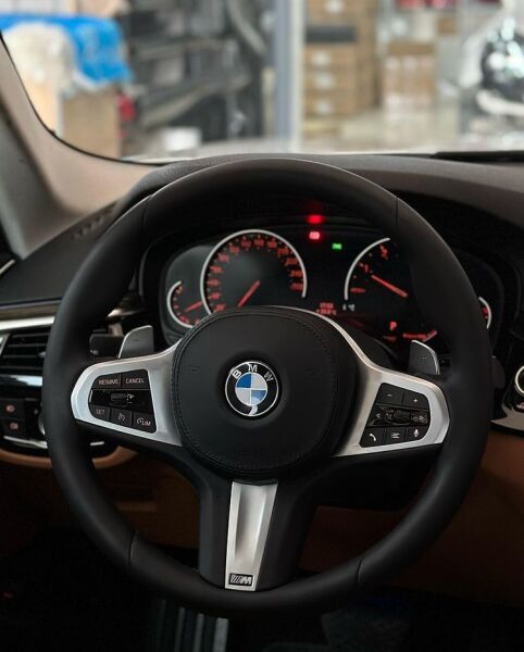Bmw g20 g22 g30 direksiyon simidi deri f1 vites+cruze control+airbag